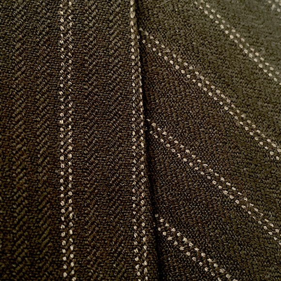 LUXE by NYC Design Co. Pinstripe Pencil Skirt Size 12 Black w/ Back Pleats Lined - Picture 3 of 6